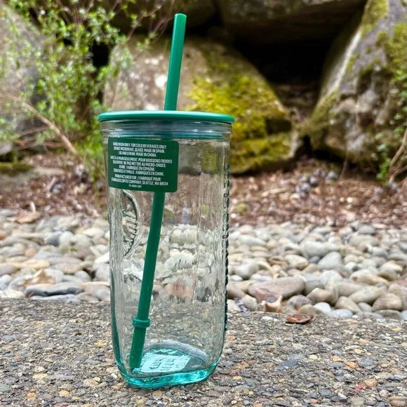 Starbucks Triangle Recycled Glass Tumbler 2026 Green 16 oz Cold Beverages Straw - Picture 3 of 7